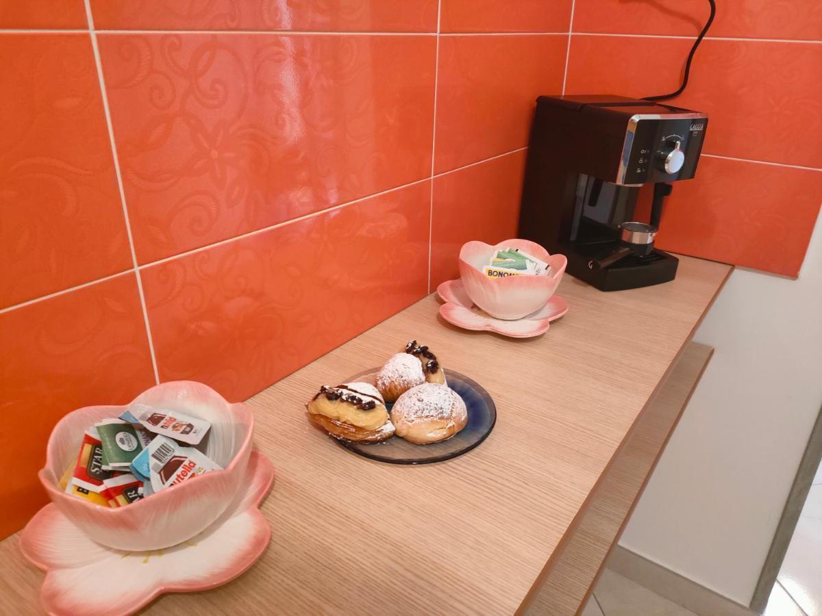 Madda'S Apartament เนเปิลส์ ภายนอก รูปภาพ